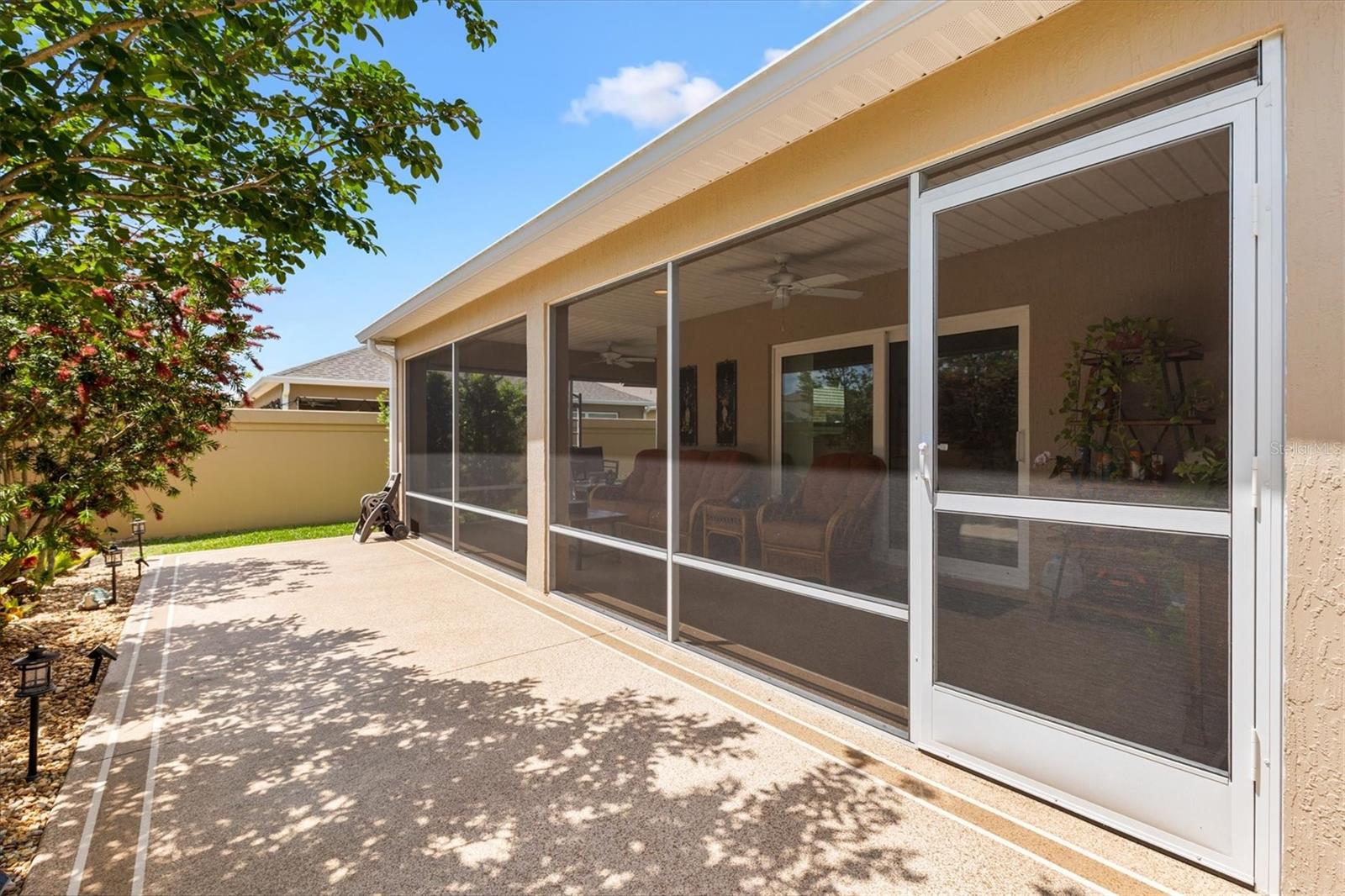 Image 35 of 47 For 5554 Millican Avenue