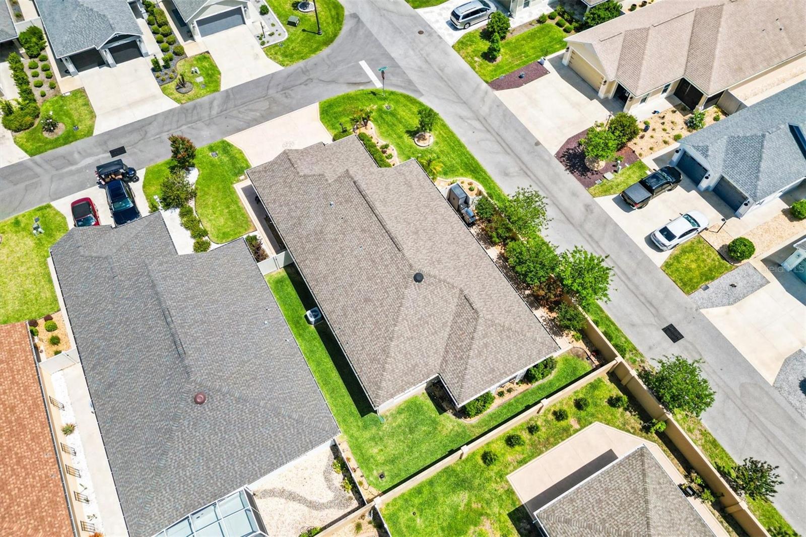 Image 41 of 47 For 5554 Millican Avenue