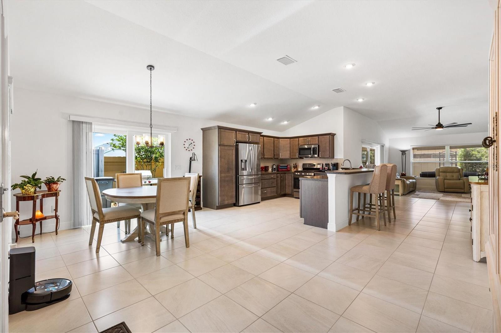 Image 8 of 47 For 5554 Millican Avenue