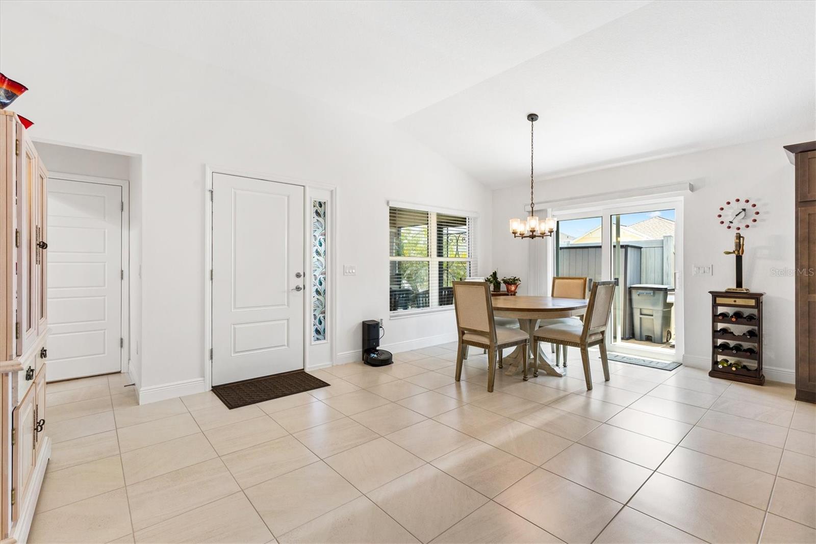 Image 9 of 47 For 5554 Millican Avenue