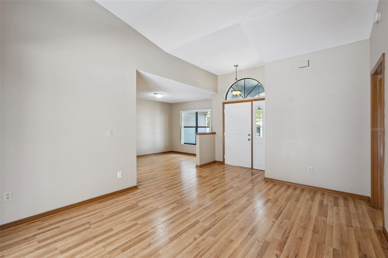 Image 12 of 58 For 1073 Bent Way Court