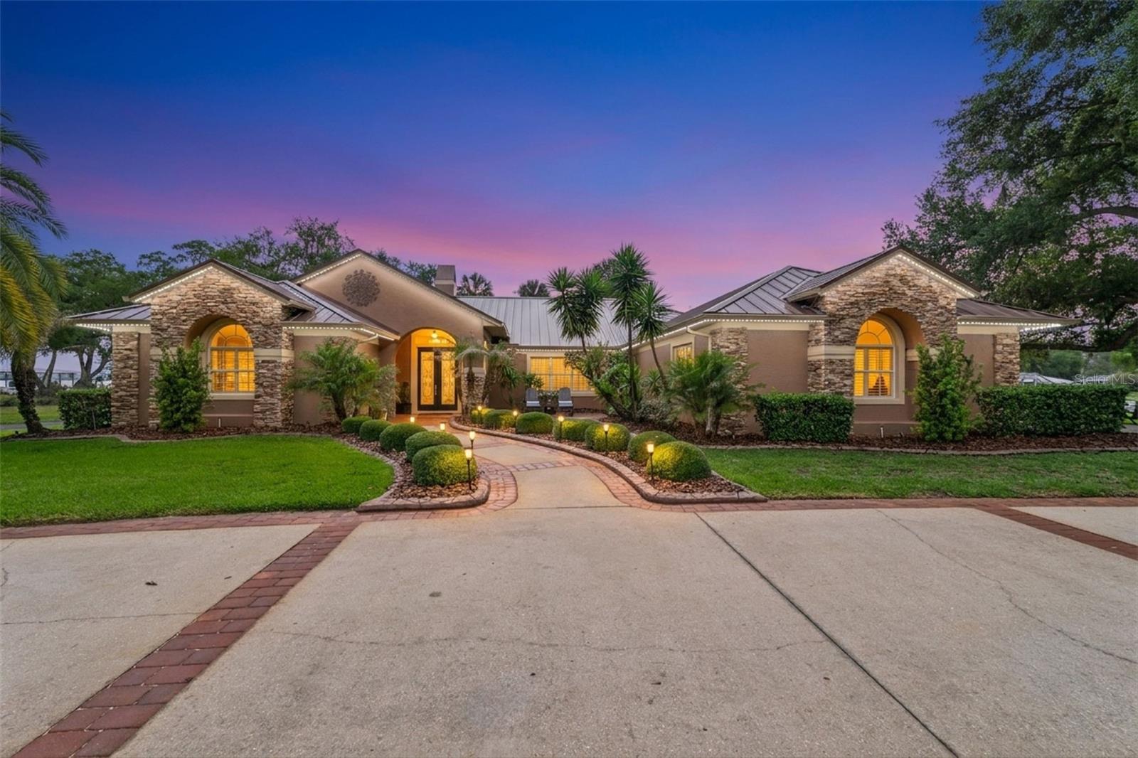 Image 3 of 72 For 29650 Squirrel Point Road