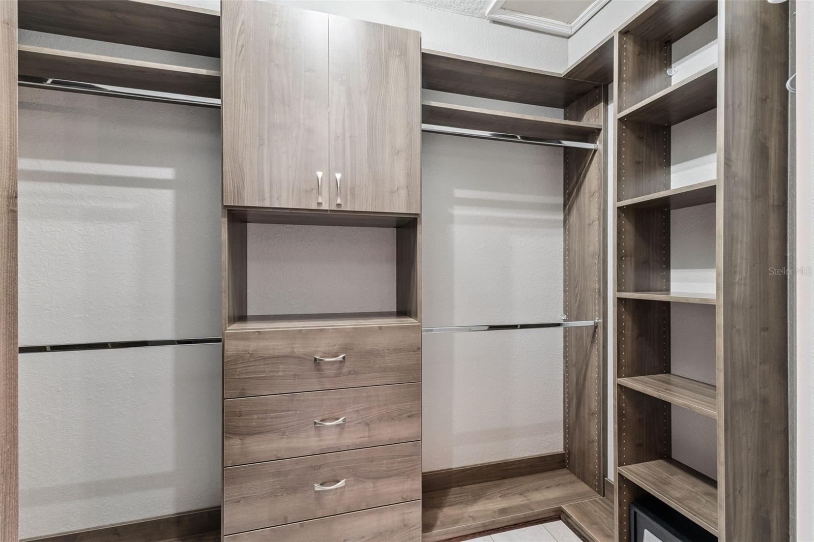 Image 42 of 72 For 29650 Squirrel Point Road