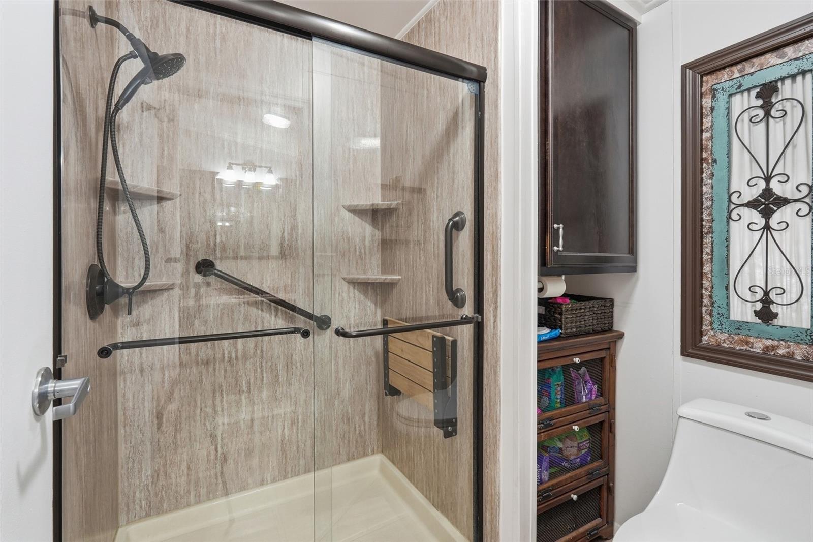 Image 19 of 27 For 111 Winterberry Avenue