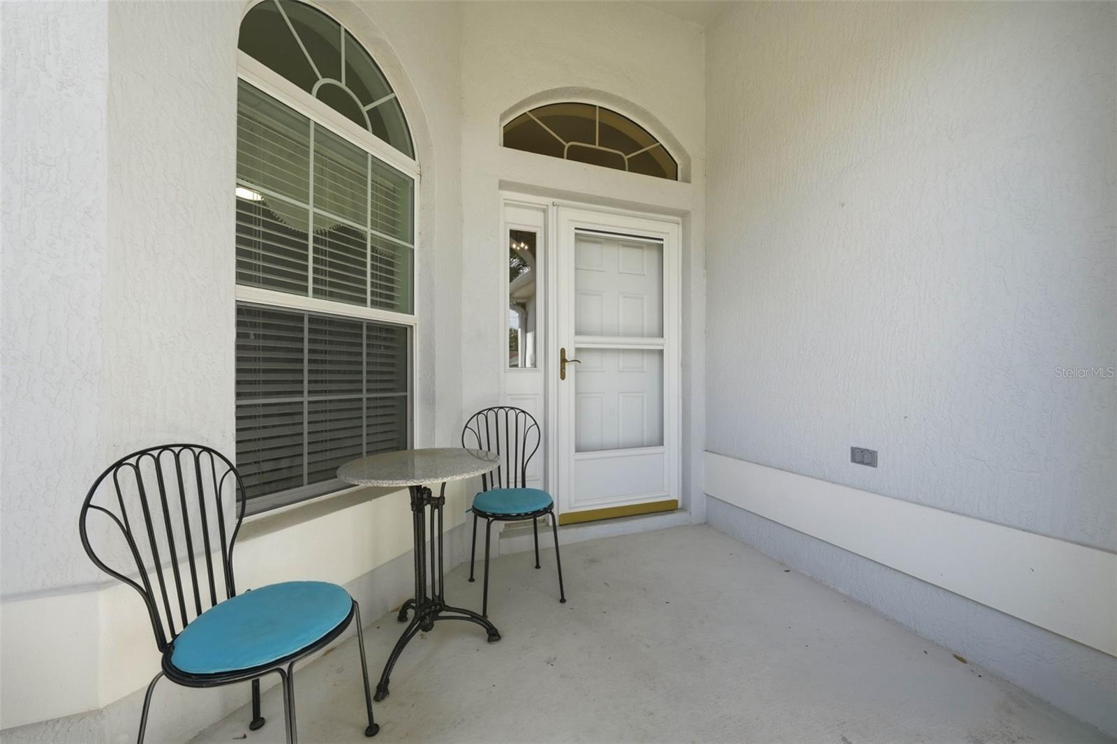 Image 4 of 43 For 1627 Kensington Place