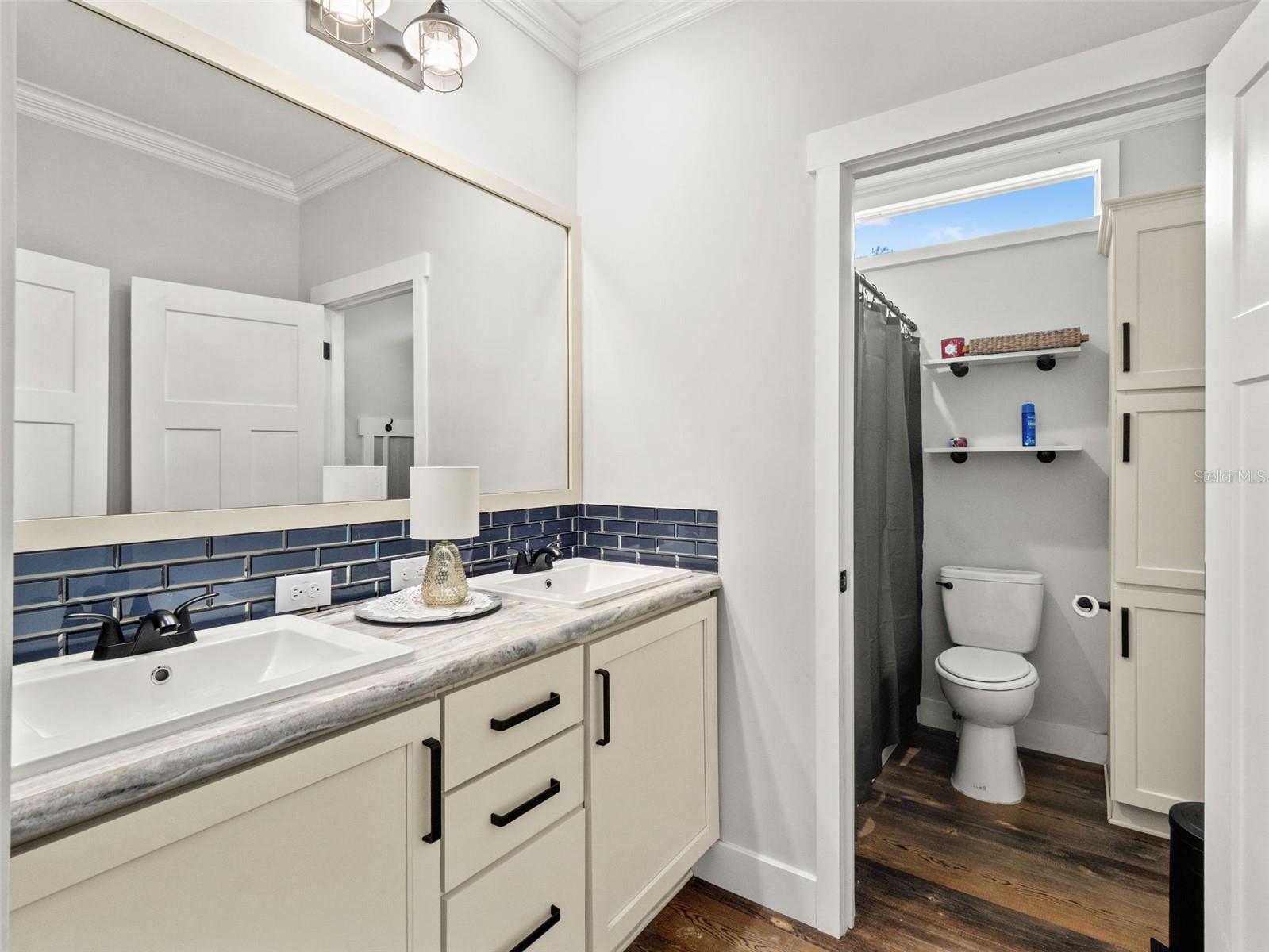 Image 25 of 35 For 12048 Sherington Pl