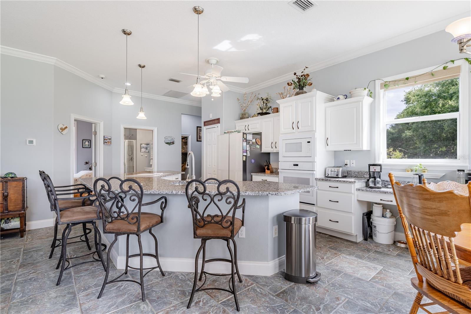 Listing photo id 14 for 25101 Turkey Lake Road