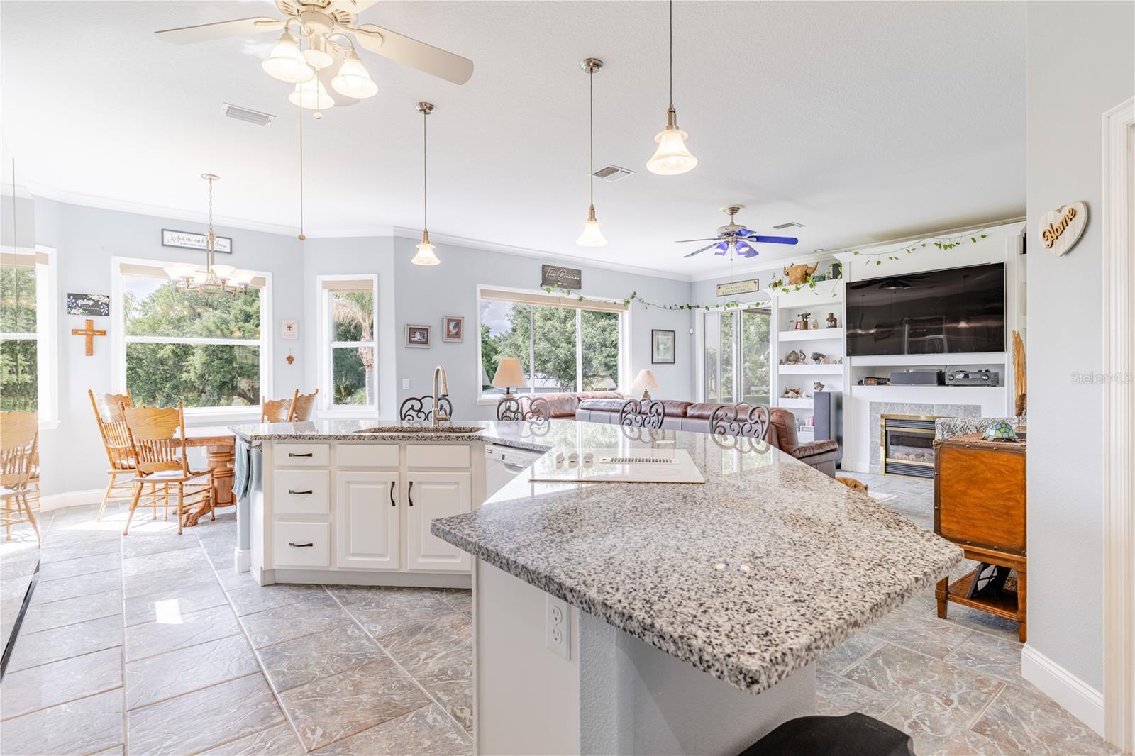 Listing photo id 17 for 25101 Turkey Lake Road