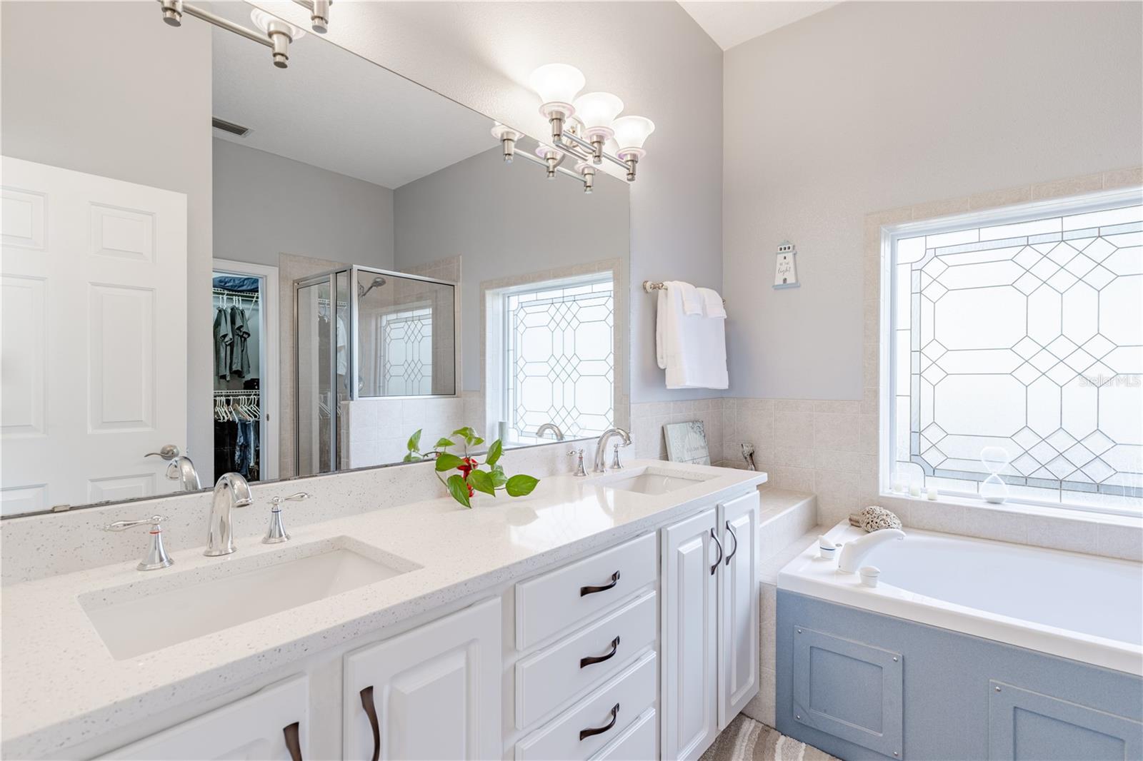 Listing photo id 24 for 25101 Turkey Lake Road