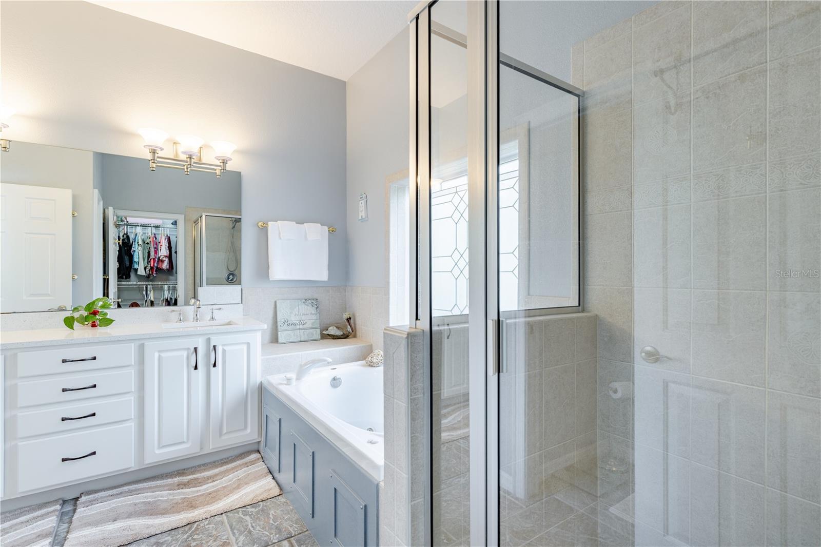 Listing photo id 25 for 25101 Turkey Lake Road