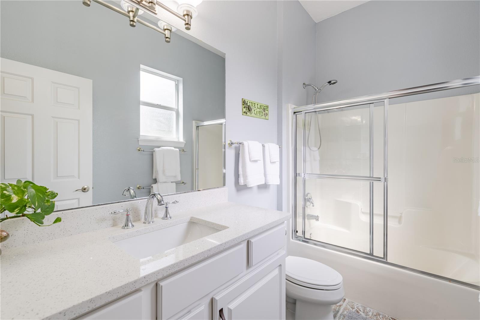 Listing photo id 30 for 25101 Turkey Lake Road