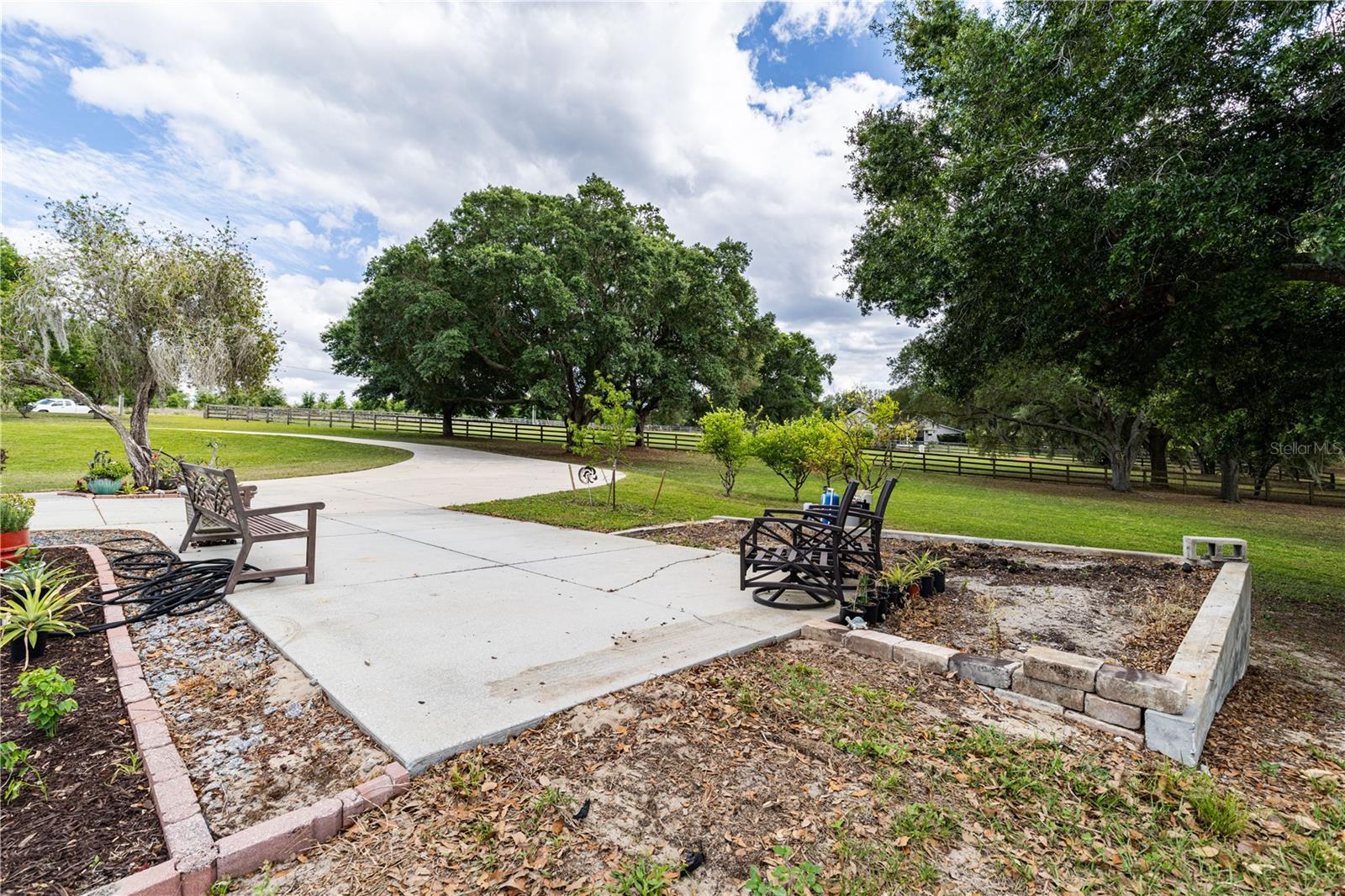Listing photo id 45 for 25101 Turkey Lake Road