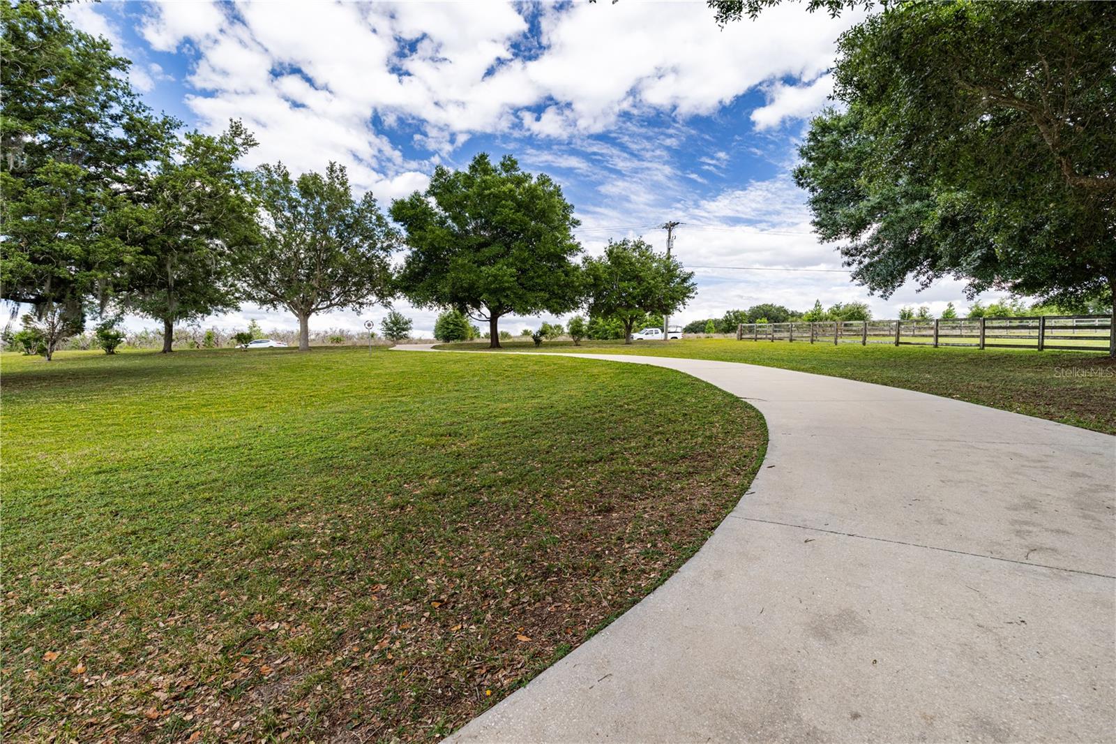 Listing photo id 53 for 25101 Turkey Lake Road