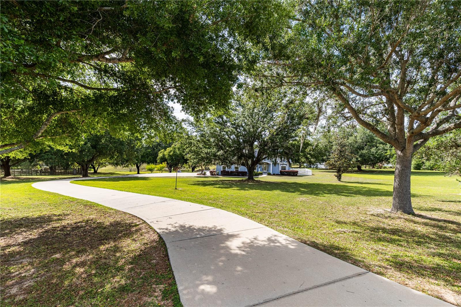 Listing photo id 4 for 25101 Turkey Lake Road