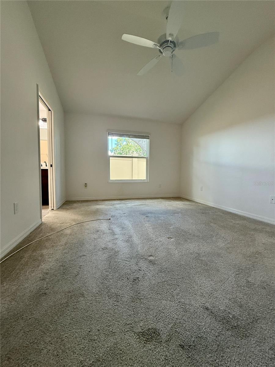 Image 10 of 24 For 5805 Valente Court