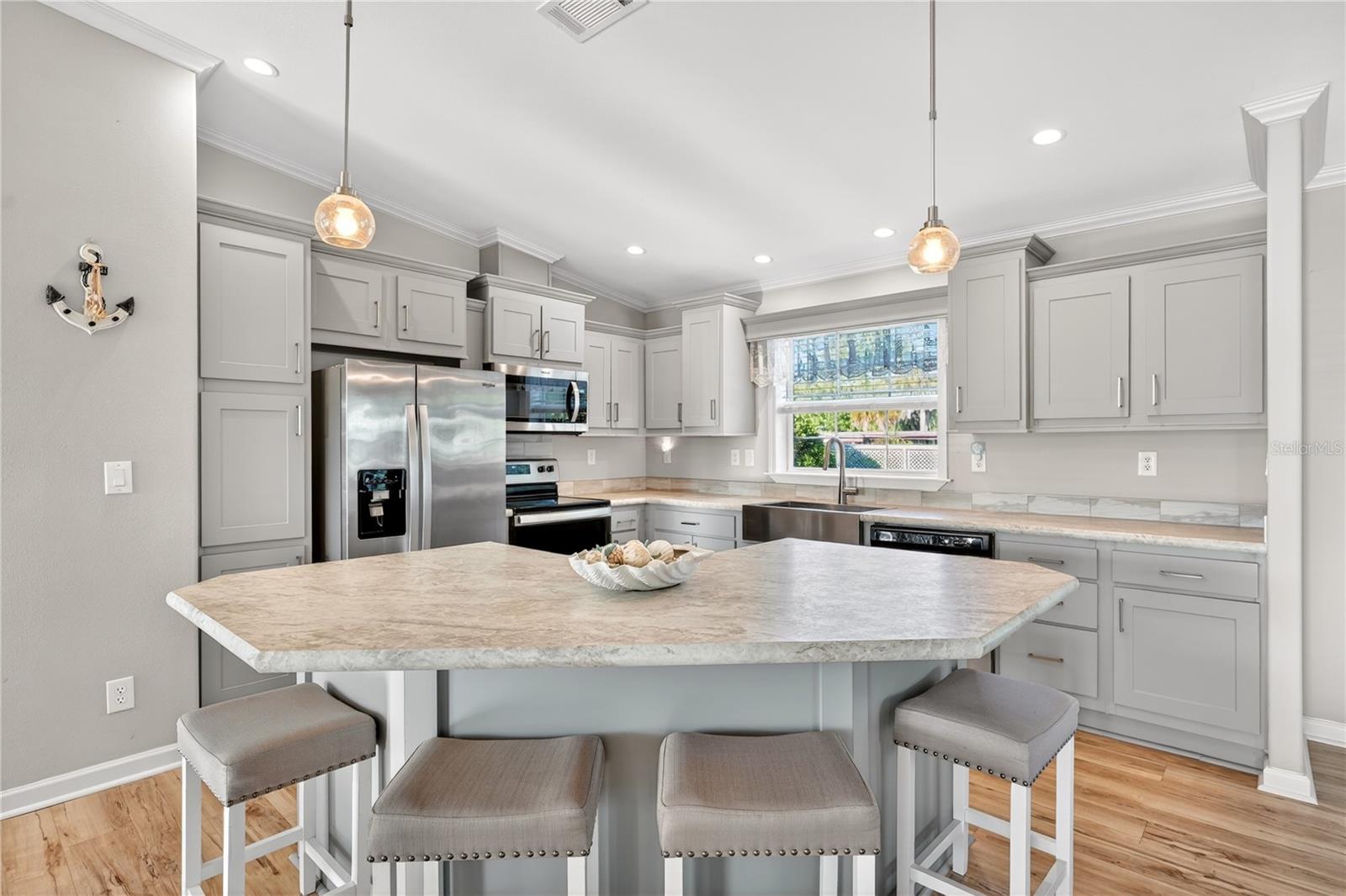 Image 11 of 81 For 31609 Terrace Drive