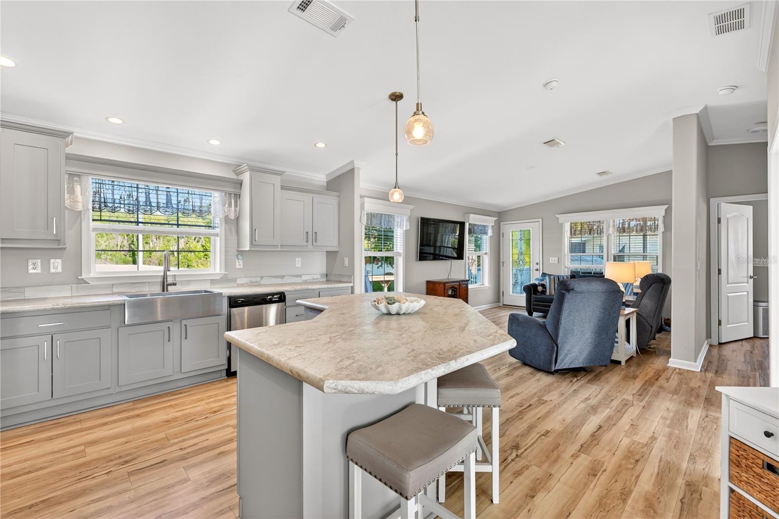 Image 12 of 81 For 31609 Terrace Drive