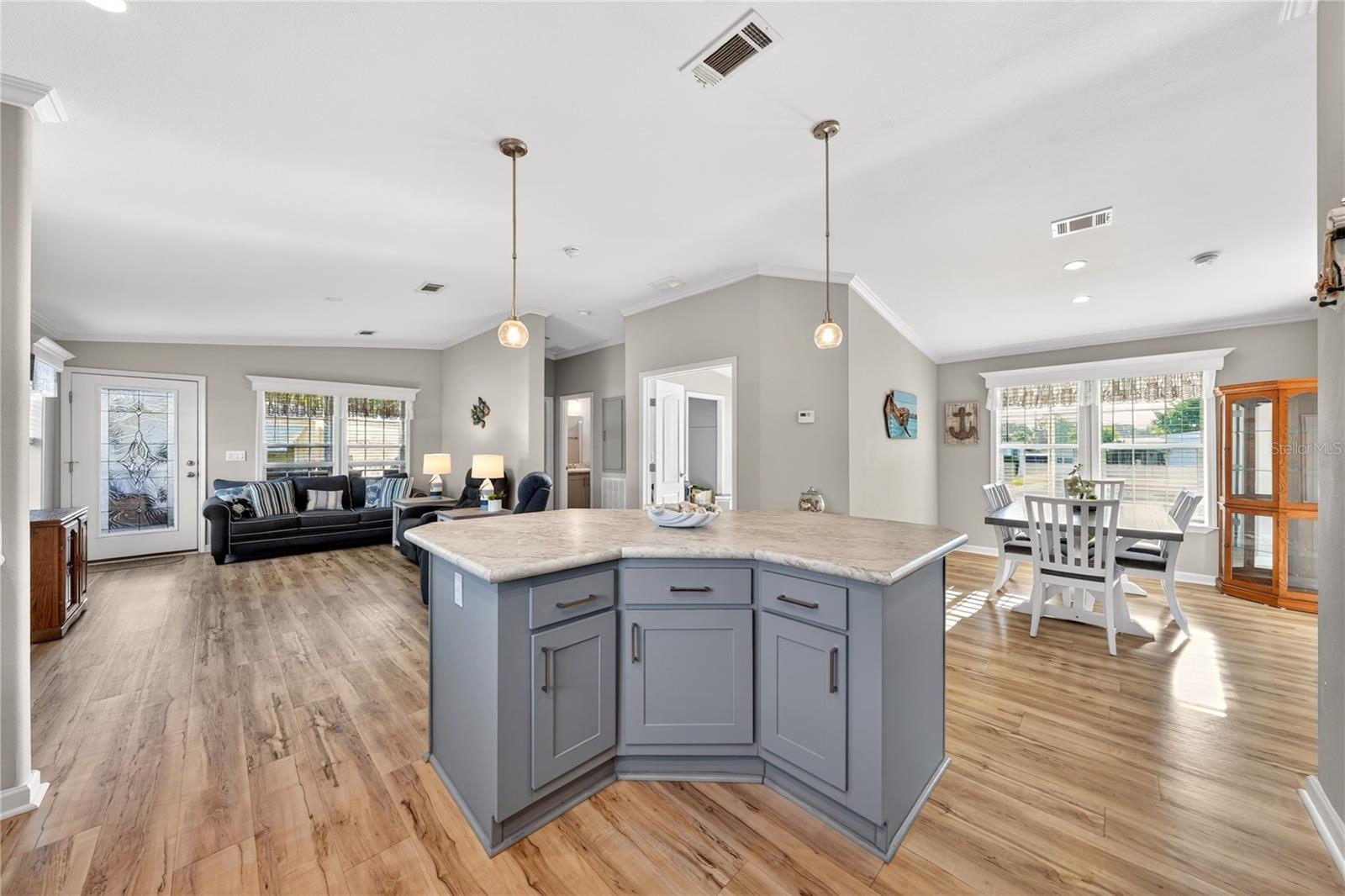 Image 16 of 81 For 31609 Terrace Drive