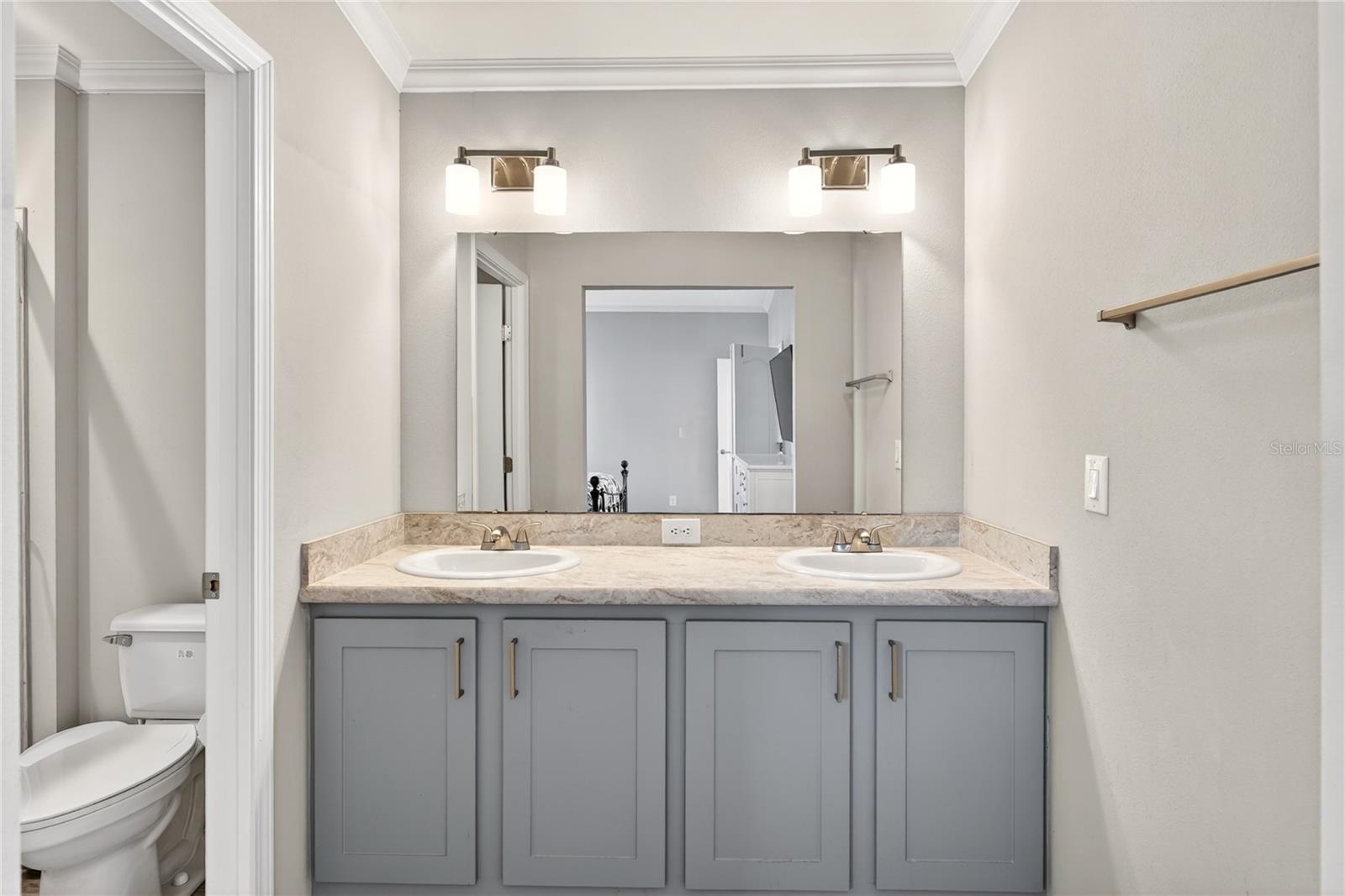 Image 28 of 81 For 31609 Terrace Drive