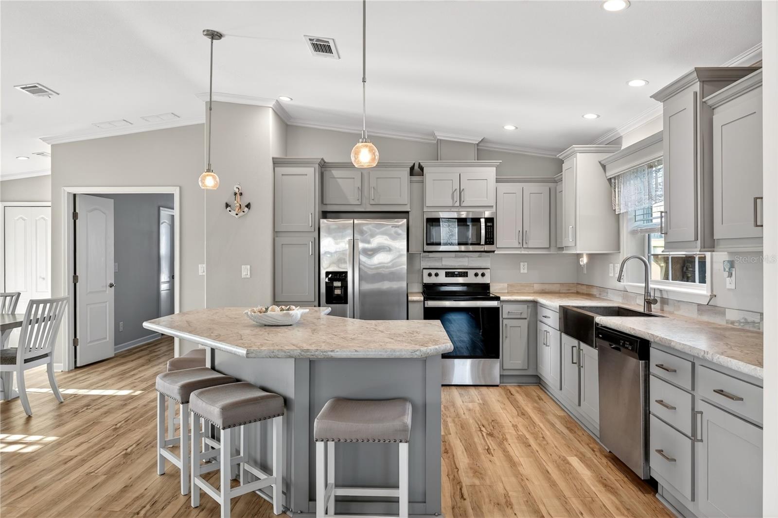 Image 9 of 81 For 31609 Terrace Drive