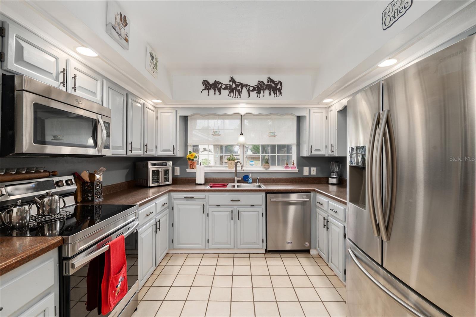 Image 27 of 100 For 4901 39th Court