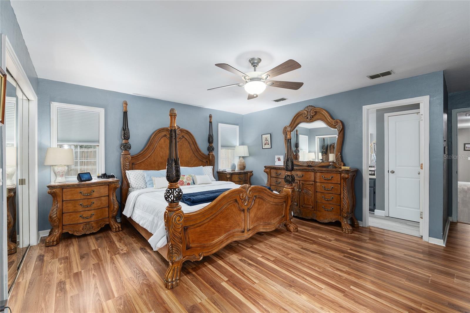 Image 33 of 100 For 4901 39th Court