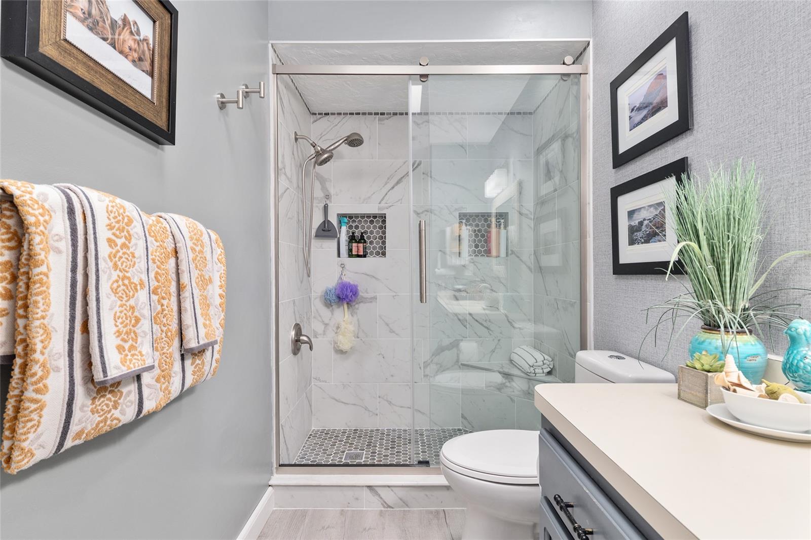 Image 37 of 100 For 4901 39th Court