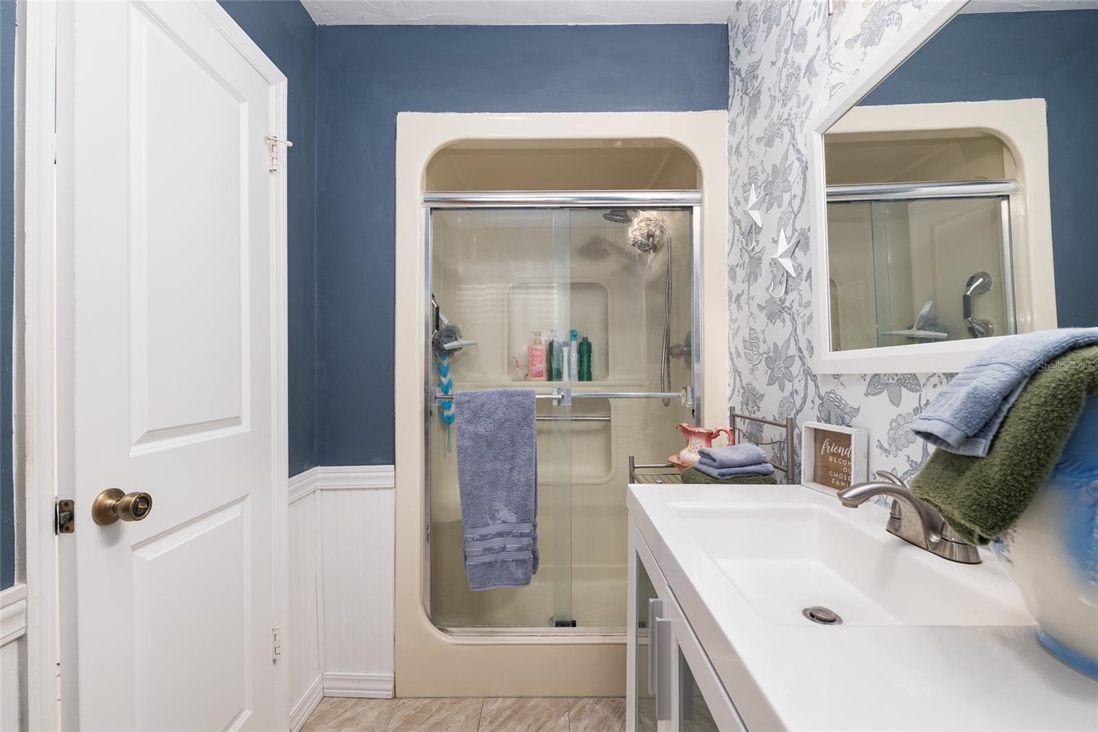 Image 49 of 100 For 4901 39th Court