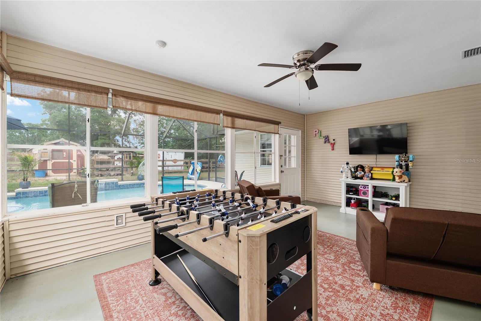 Image 53 of 100 For 4901 39th Court