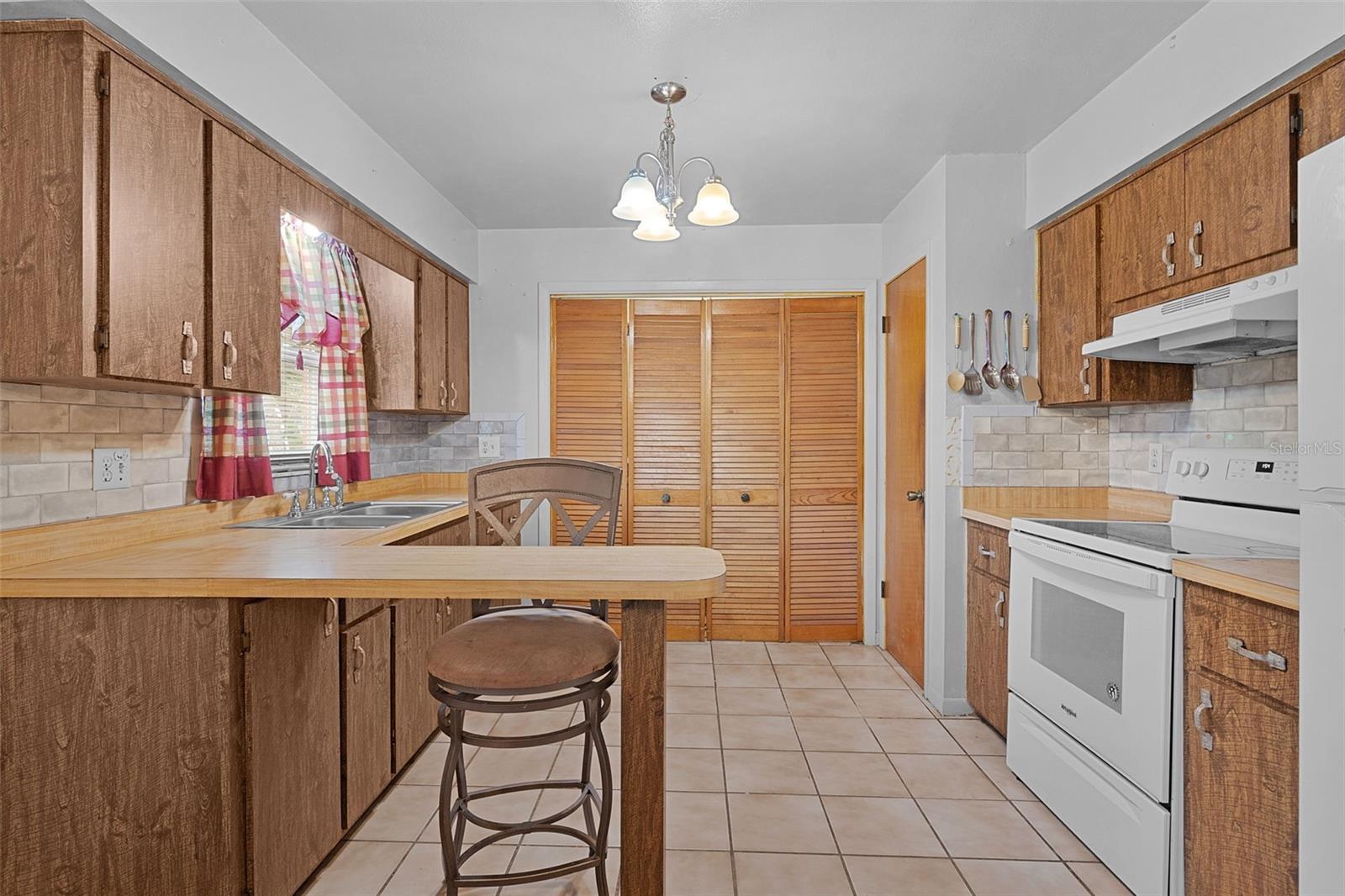 Image 23 of 47 For 5946 Sr 471  