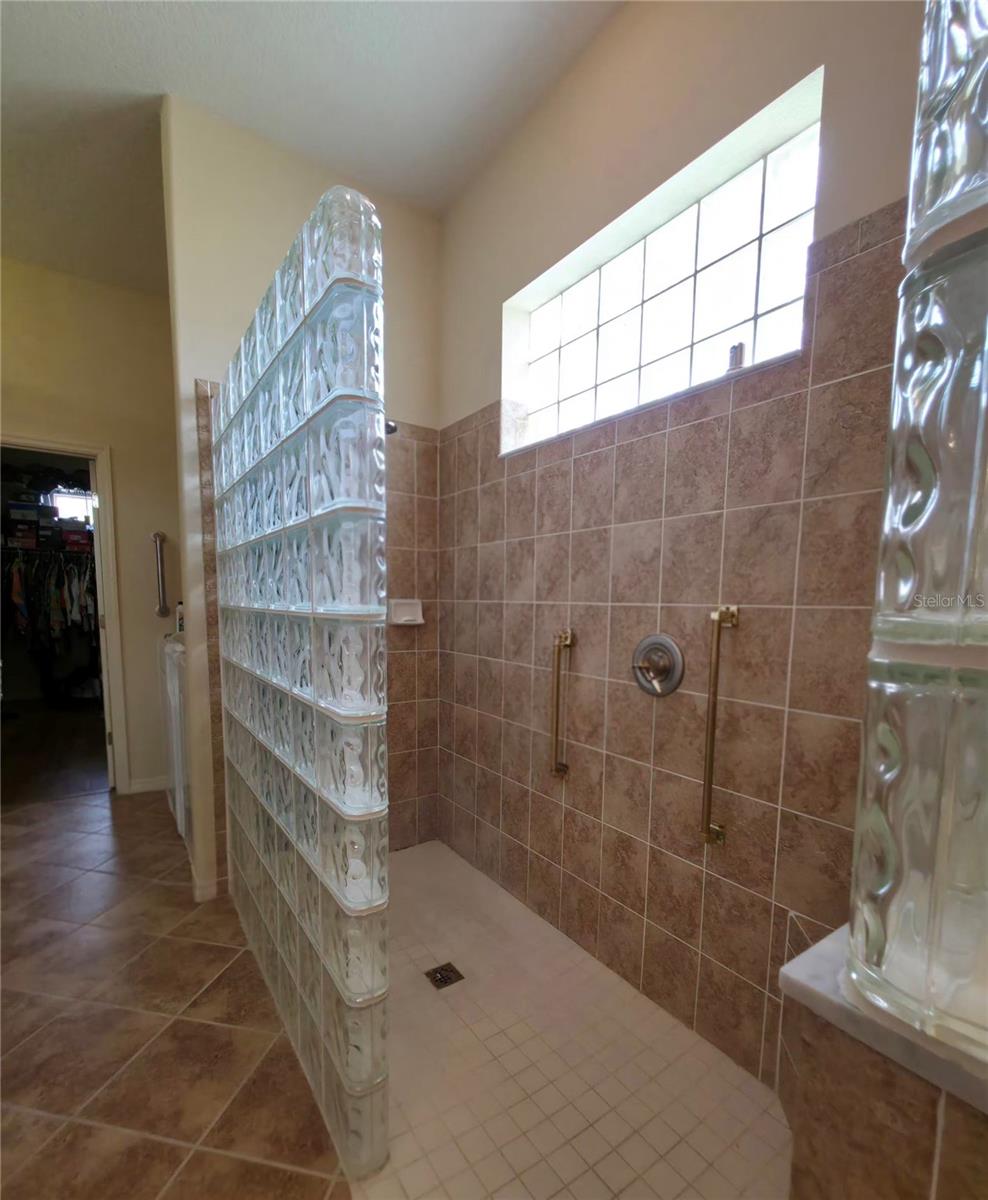 Image 17 of 47 For 4724 Sable Ridge Court