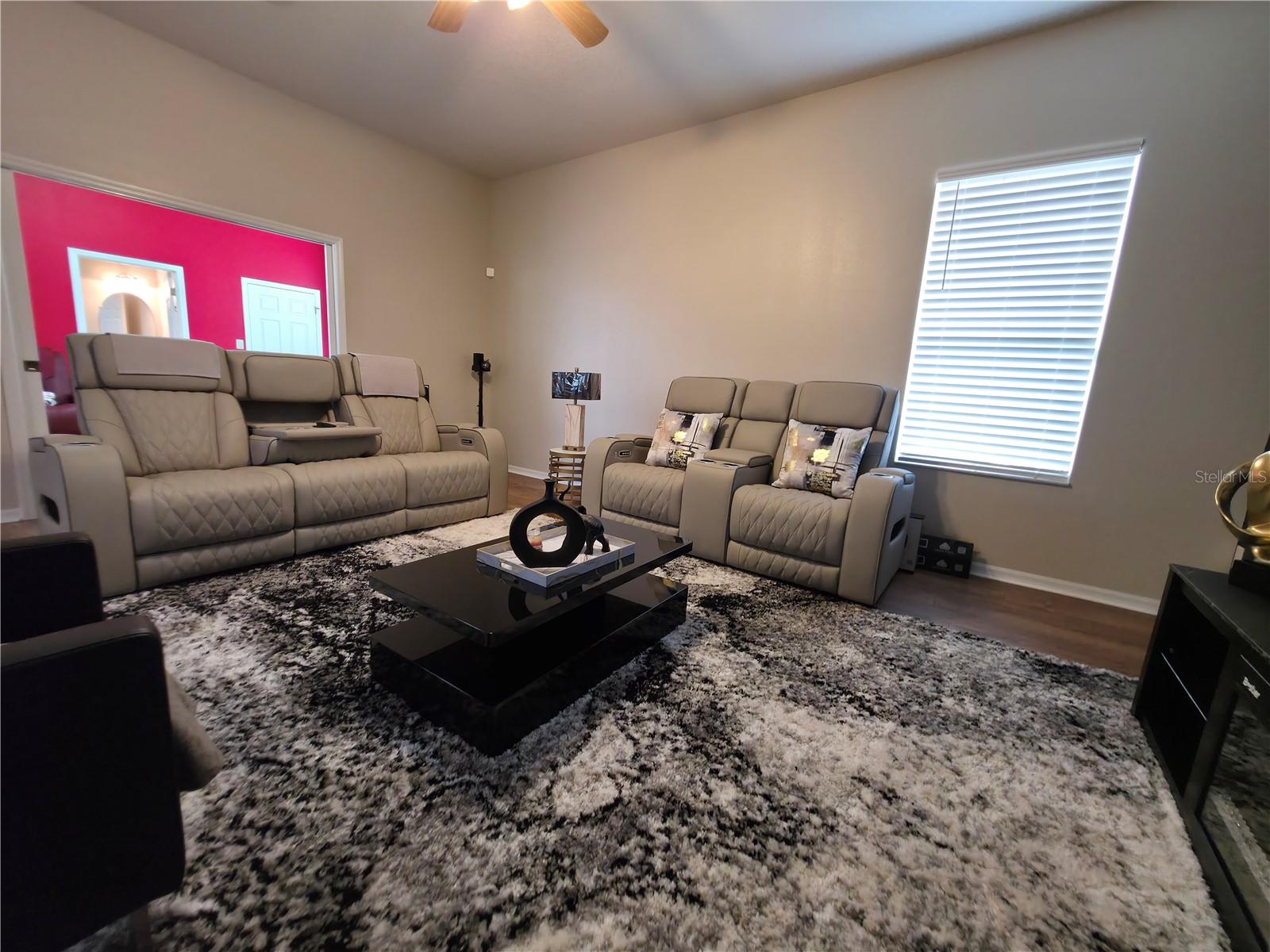 Image 8 of 47 For 4724 Sable Ridge Court