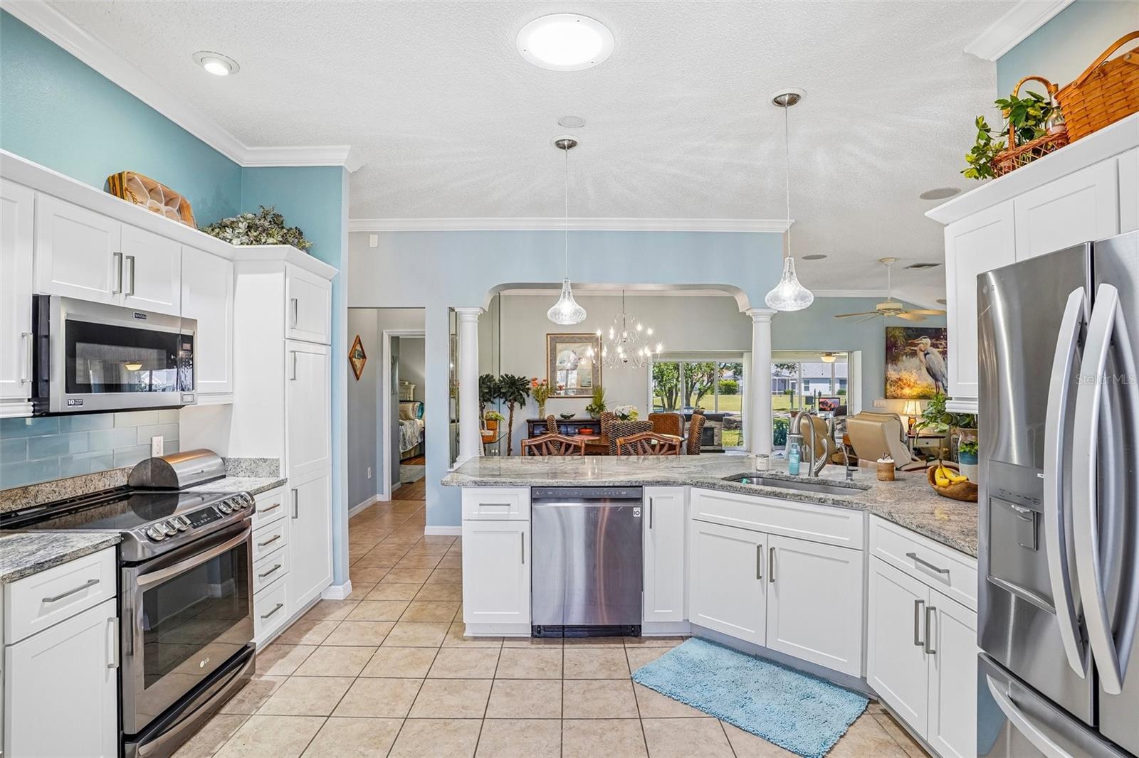 Image 15 of 62 For 2837 Grant Way