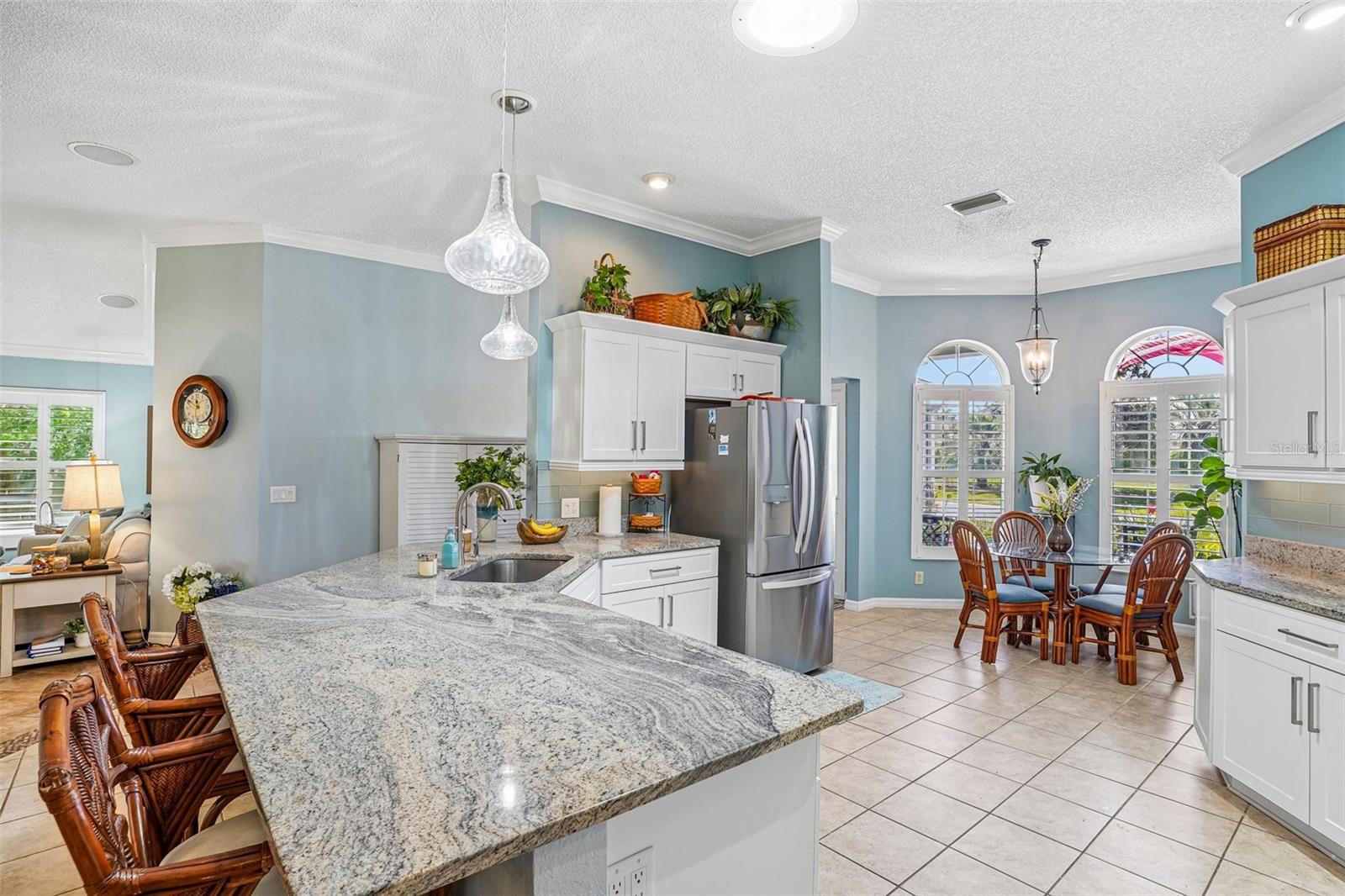 Image 17 of 62 For 2837 Grant Way