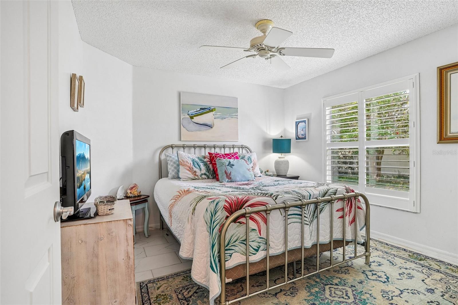Image 32 of 62 For 2837 Grant Way