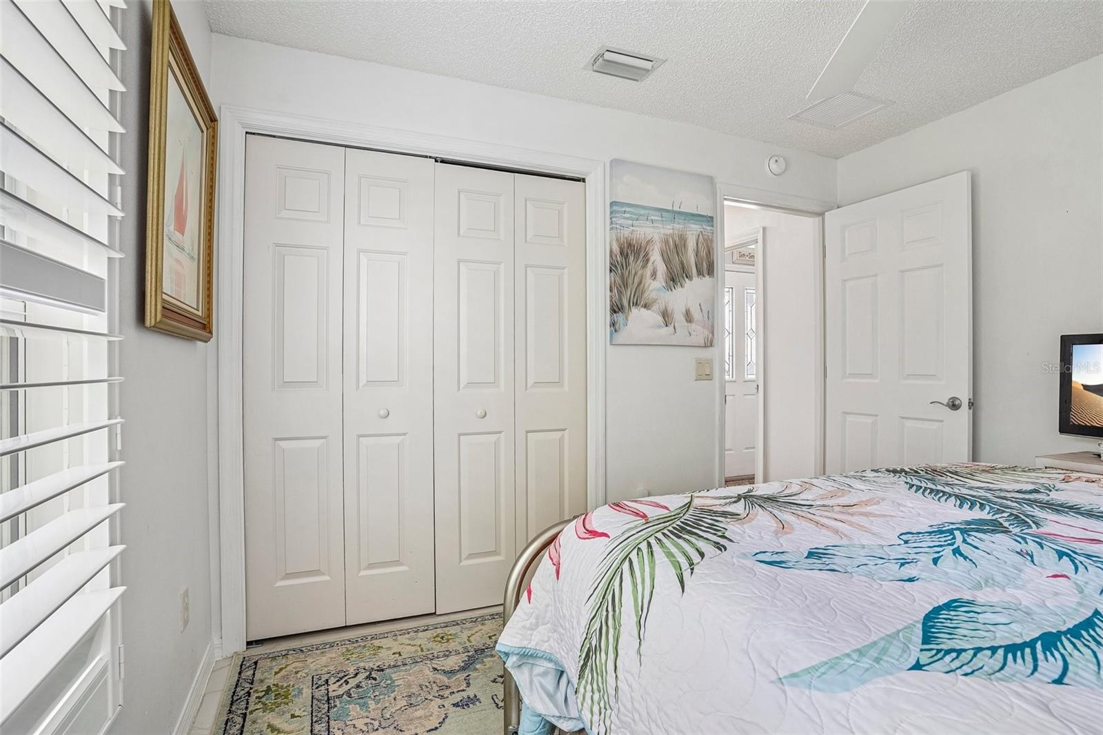 Image 33 of 62 For 2837 Grant Way