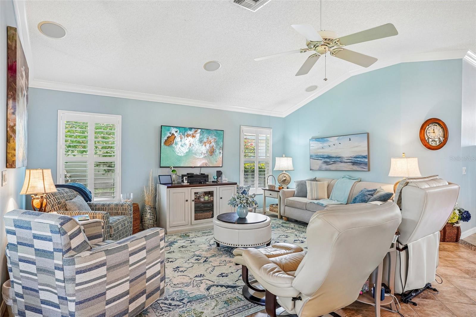 Image 6 of 62 For 2837 Grant Way