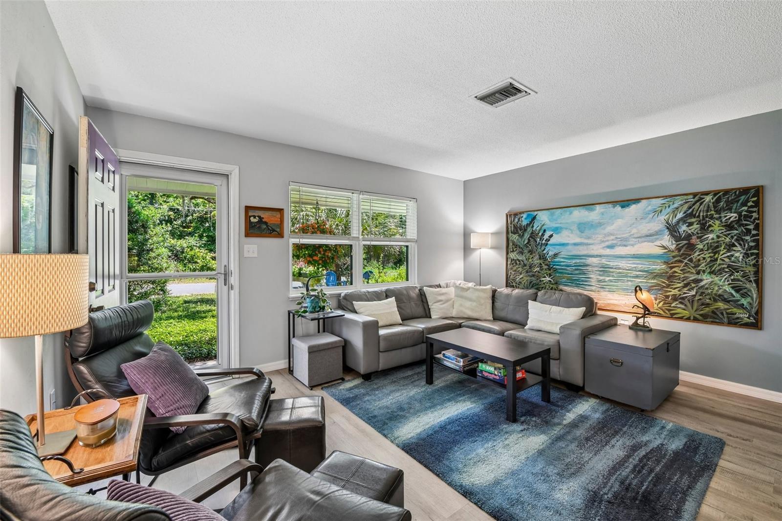 Image 10 of 45 For 1073 Central Street