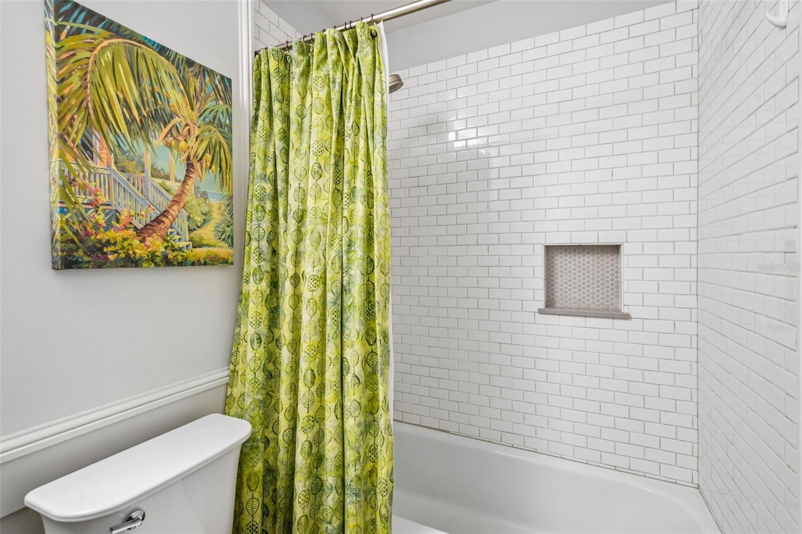 Image 27 of 45 For 1073 Central Street