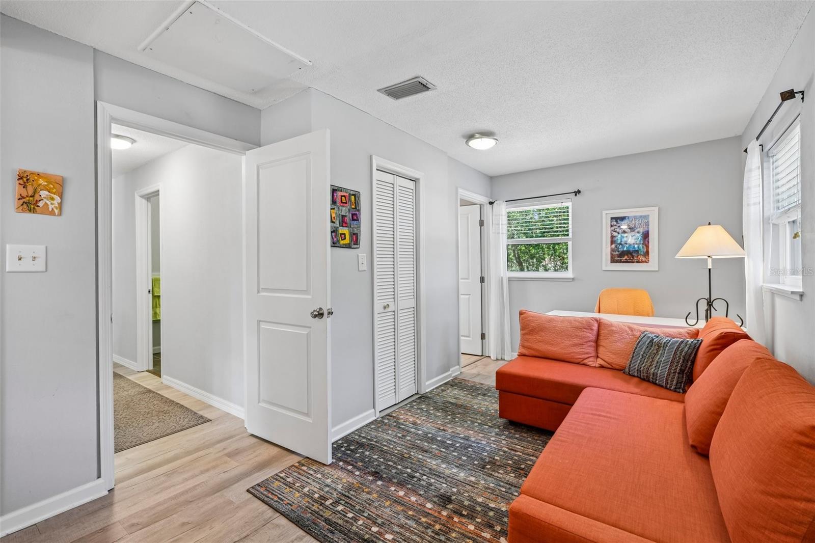 Image 32 of 45 For 1073 Central Street