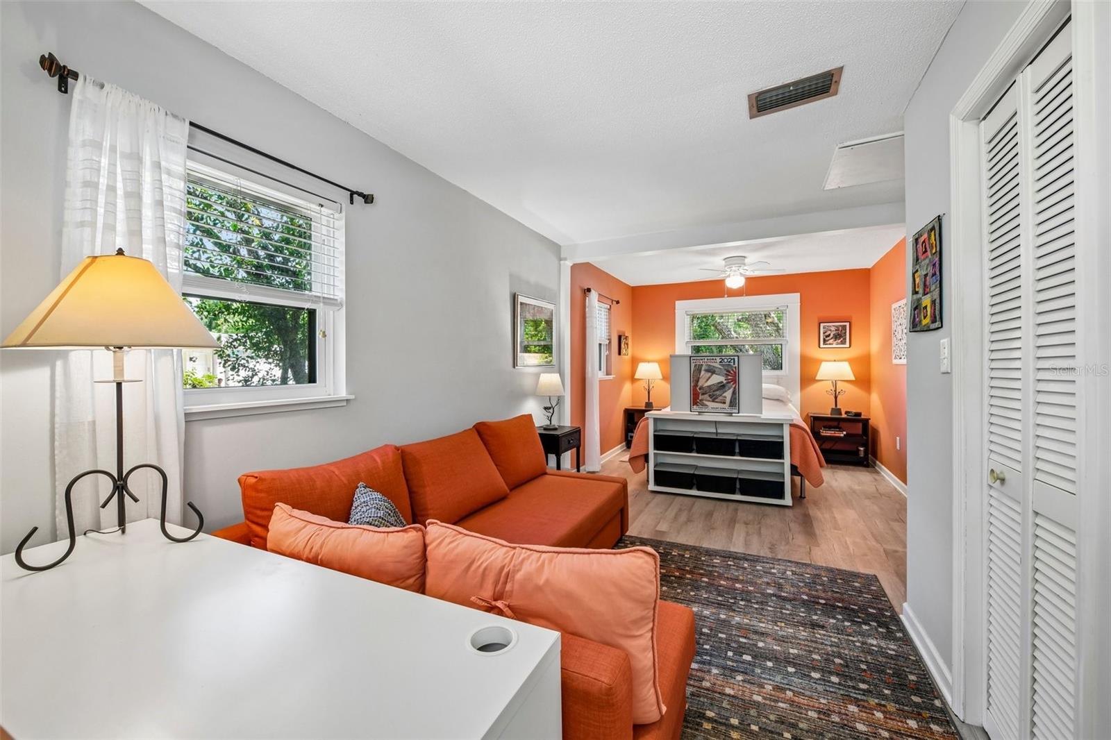 Image 33 of 45 For 1073 Central Street