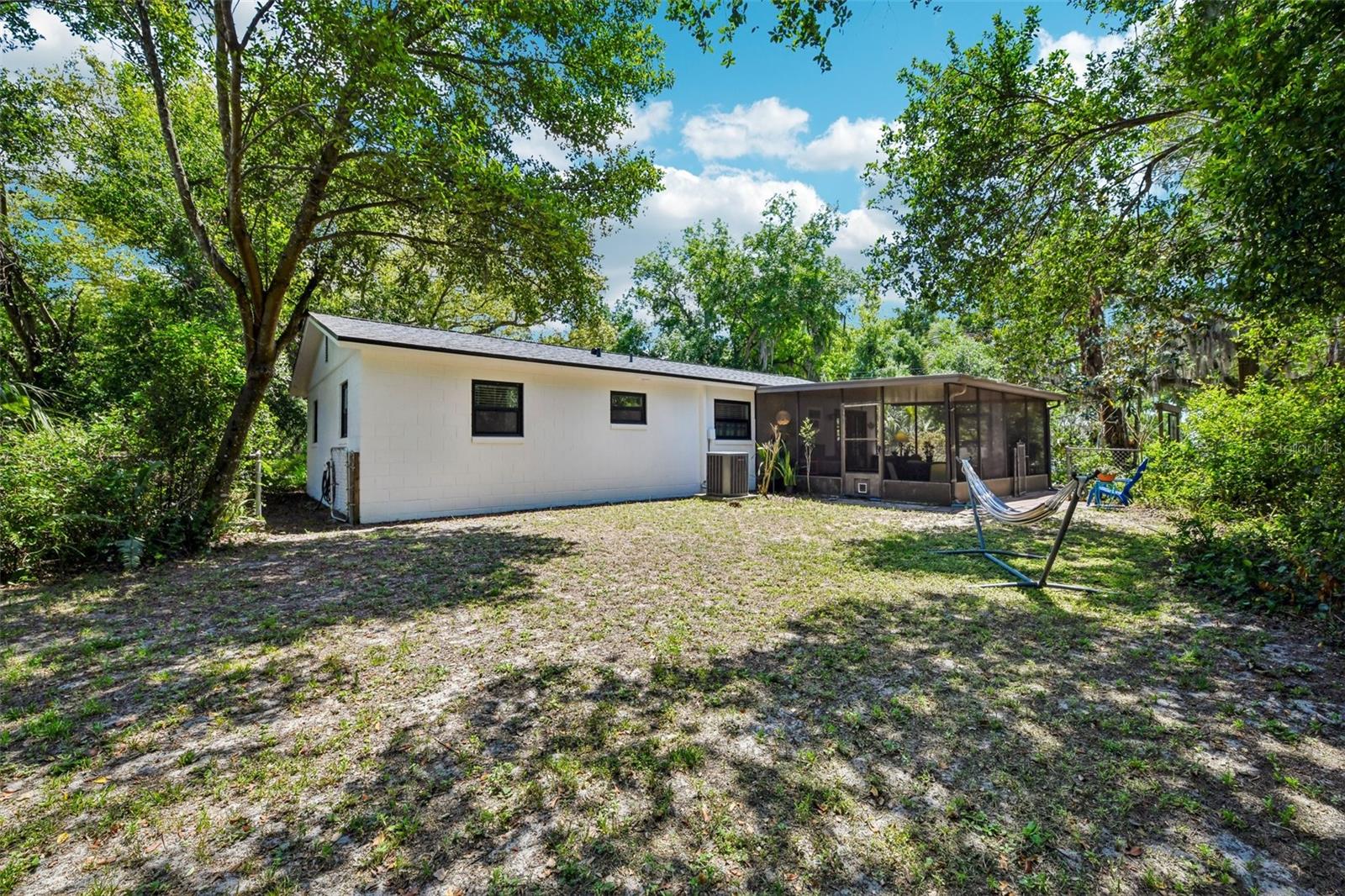 Image 40 of 45 For 1073 Central Street