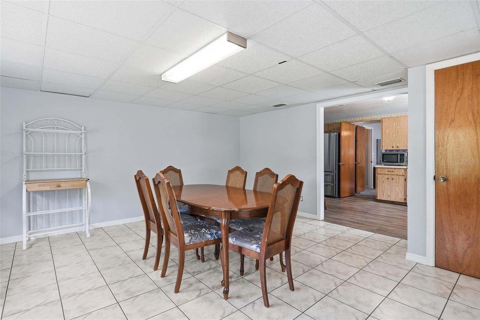 Image 11 of 38 For 1289 Cr 436  