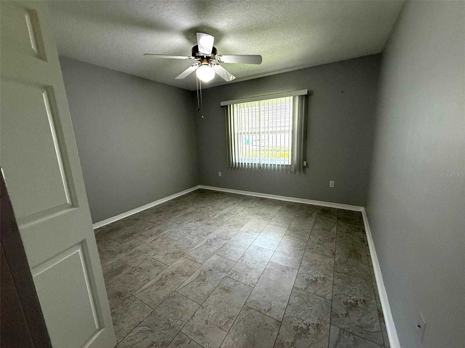 Image 15 of 28 For 17532 100th Court