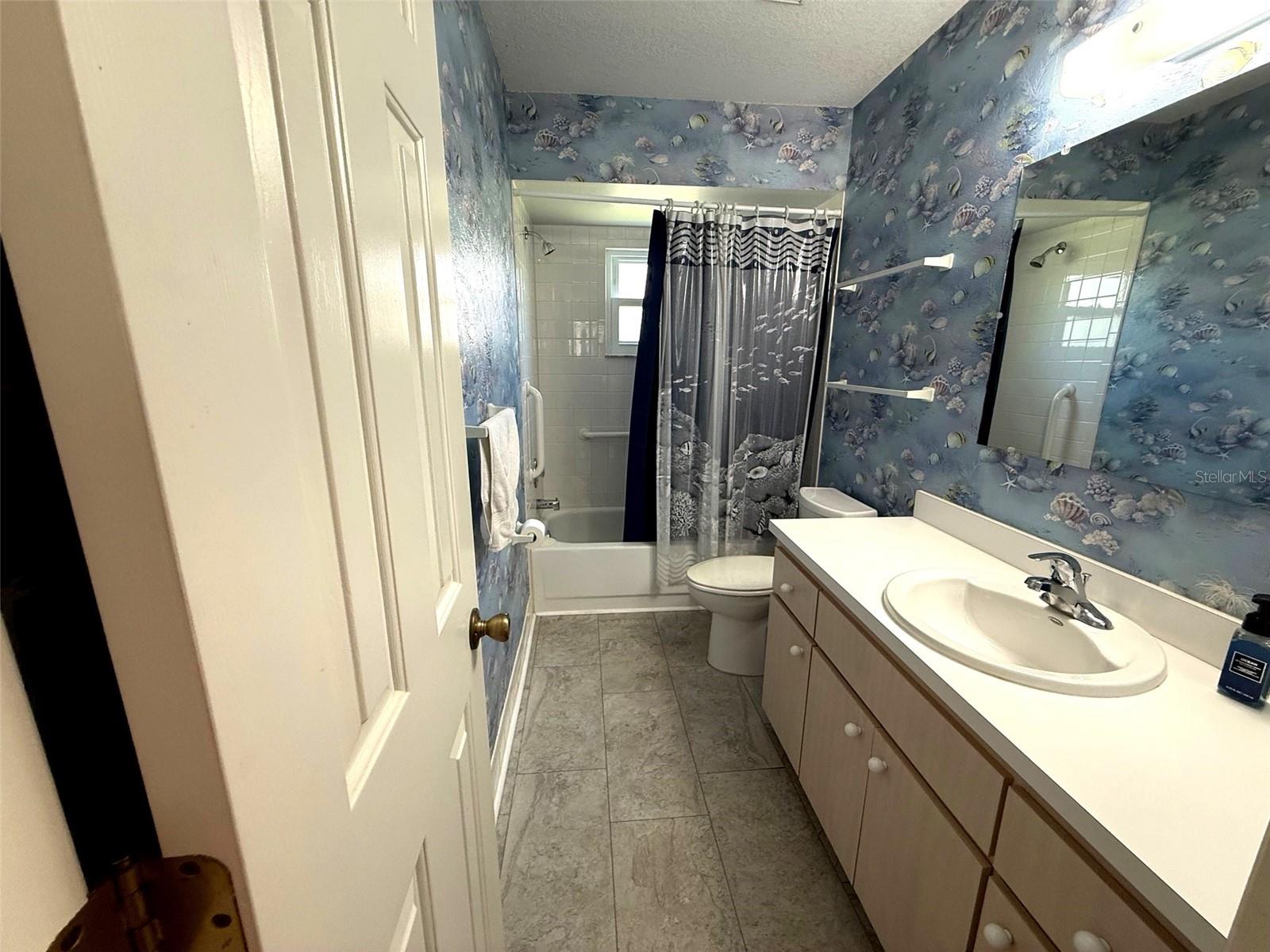 Image 17 of 28 For 17532 100th Court