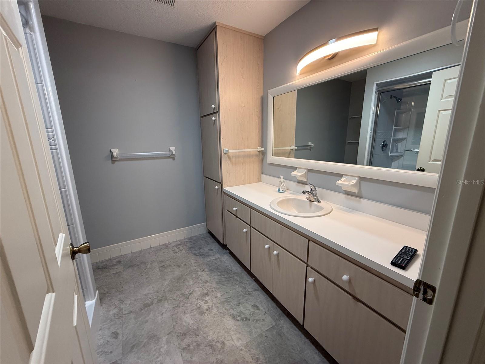 Image 24 of 28 For 17532 100th Court