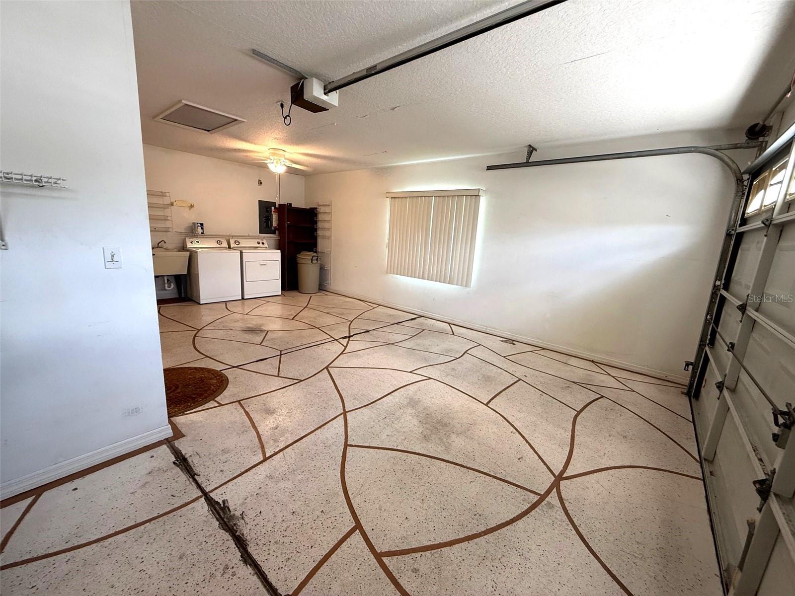 Image 7 of 28 For 17532 100th Court