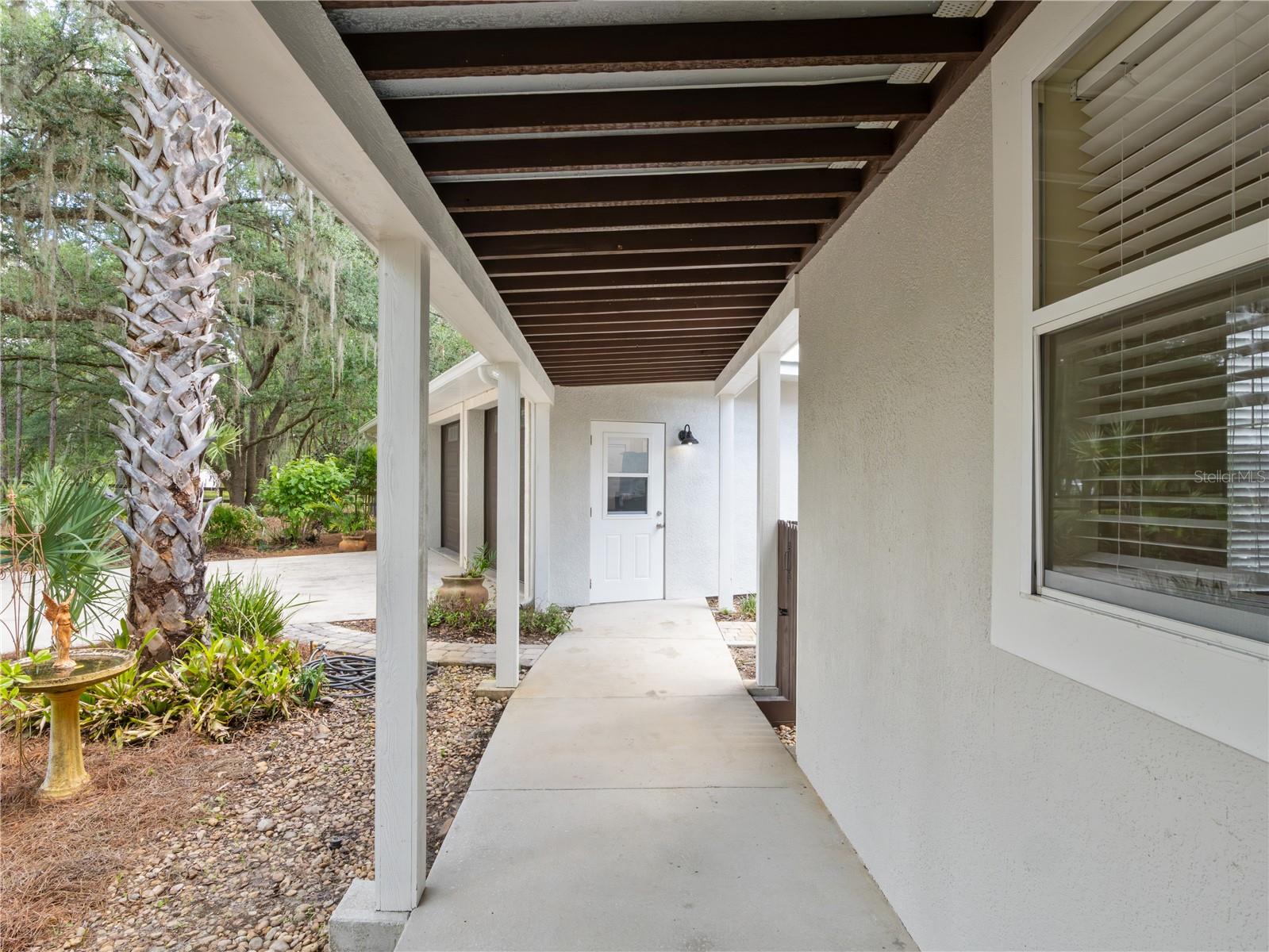 Image 36 of 56 For 6043 Lake Erie Road