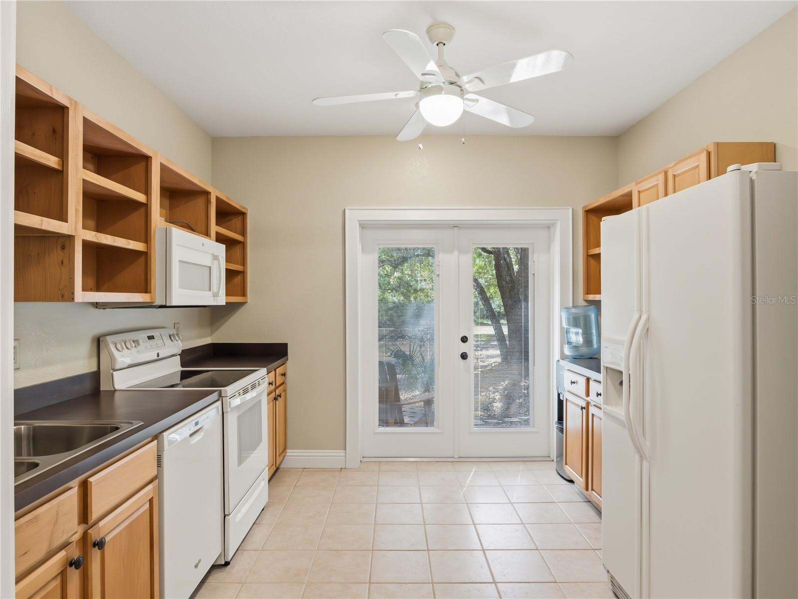 Image 41 of 56 For 6043 Lake Erie Road