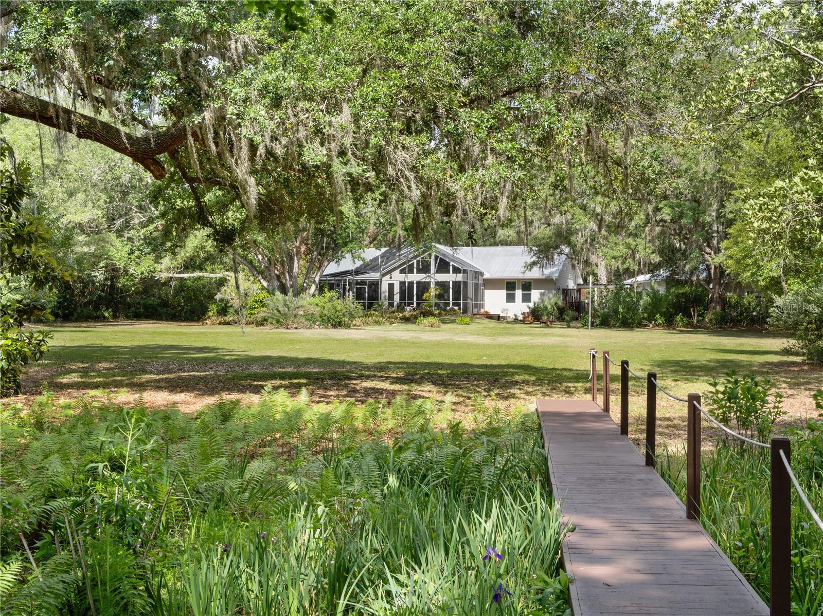 Image 53 of 56 For 6043 Lake Erie Road